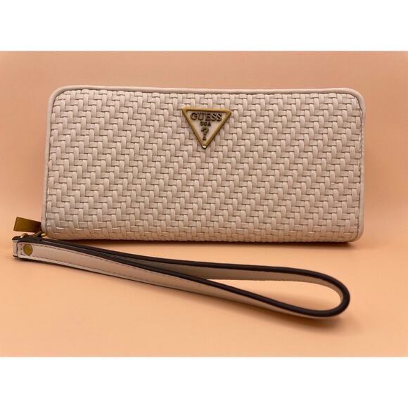 Guess Hassie Large Zip-Around Woven Wallet Wristlet White Pre-owned - Picture 2 of 7